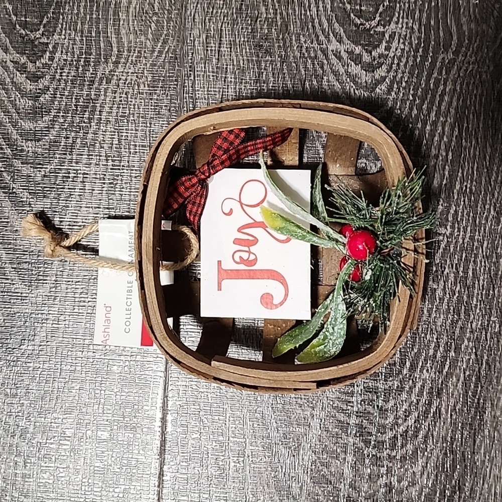 Ashland "Joy" Ornament